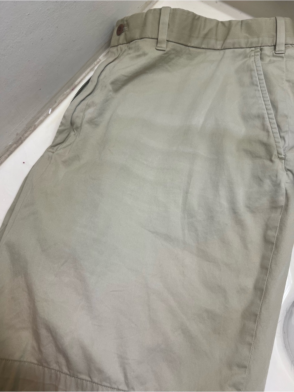 Polo Ralph Lauren Golf shorts Shield Logo Khaki Mens shorts size 40 waist
